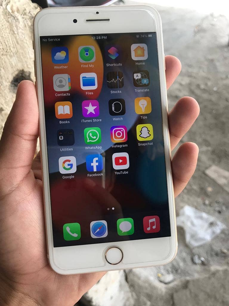 Apple iPhone 7 Plus 4