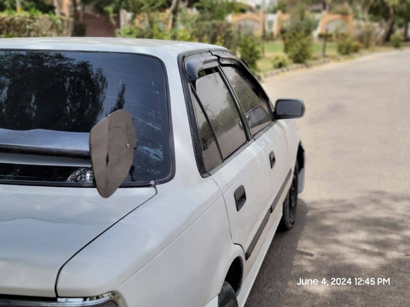 Toyota Corolla 1989 model 4