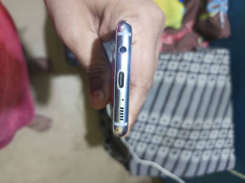 samsung s8 4/64 2