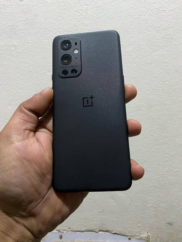 One plus 9pro 1