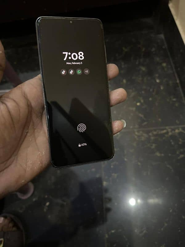 Samsung S20 5G 10/9 condition only phone exchange ka bhi hai option 5