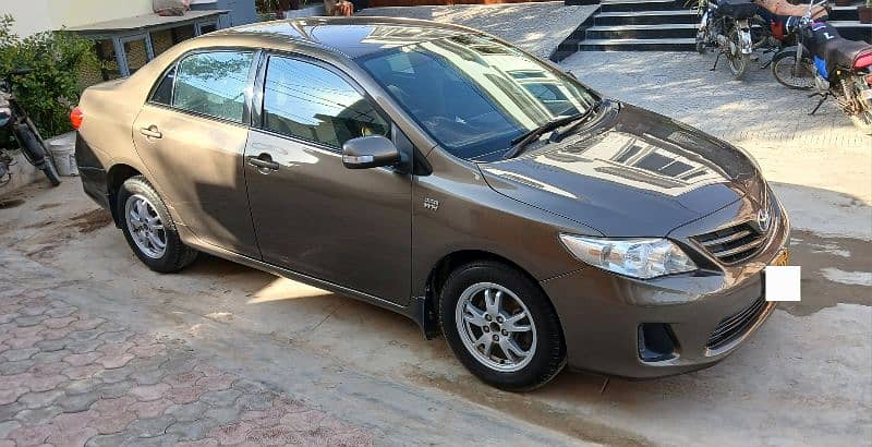 Toyota Corolla GLI 2013 1