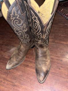 Cowboy leather boots(texans) / made in mexico (size 9)