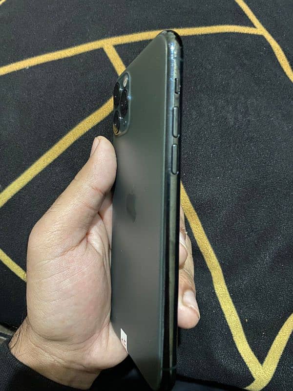 iPhone 11 pro factory 1