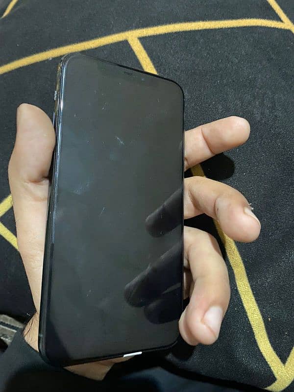 iPhone 11 pro factory 6