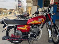 honda 125 10/10 condition