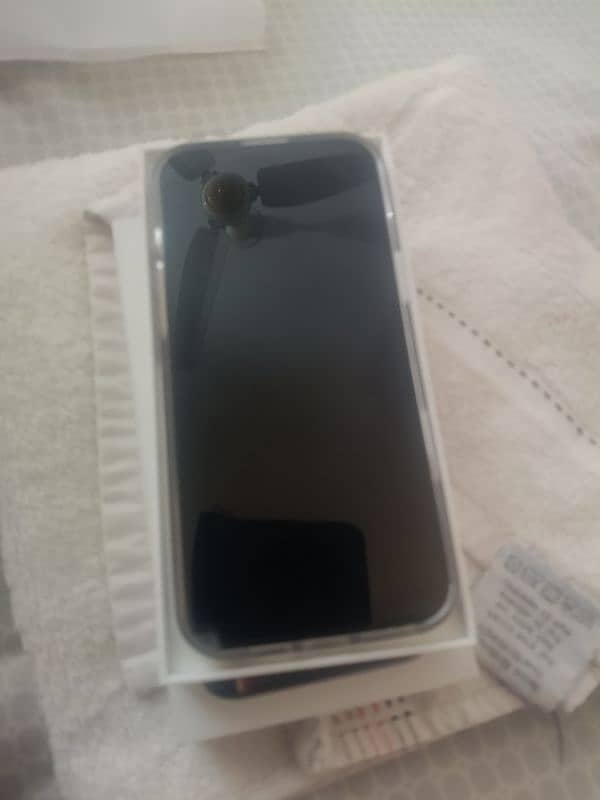 HK pin pack pta dual manual sim Iphone 16 pro Max 2