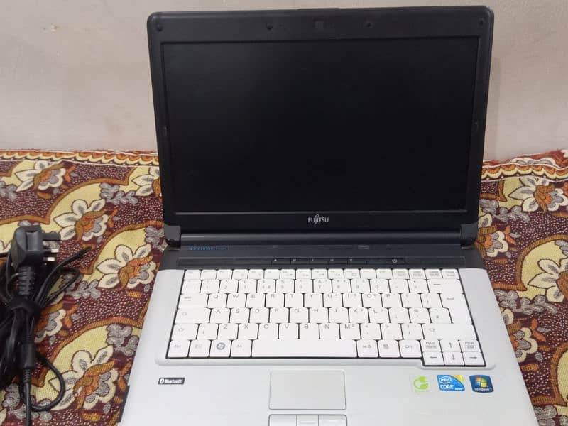 Fujitsu Japan company laptop 0