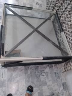 I am selling the center table it is totally new condition