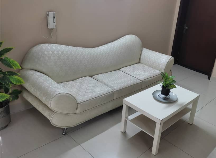 6 seater sofa set (3+2+1) with tables 0