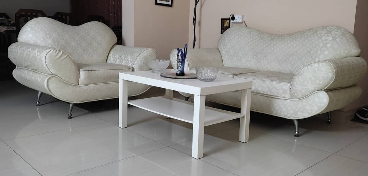 6 seater sofa set (3+2+1) with tables 1