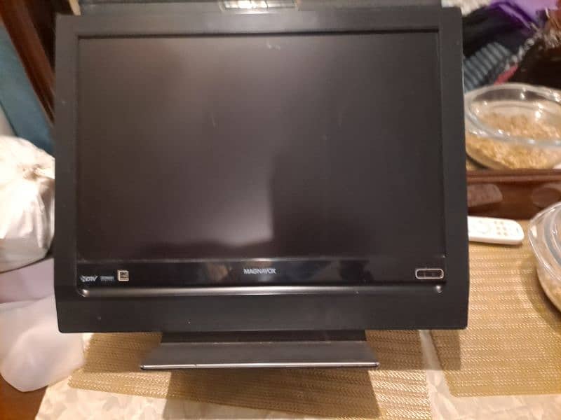 Lenovo ThinkCentre M92p  for Urgent Sale 15