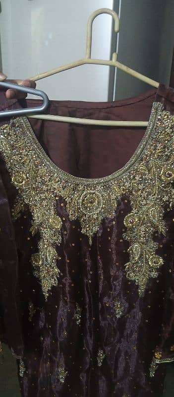 bridal lehnga and kaam walay suits available on best prices. 6