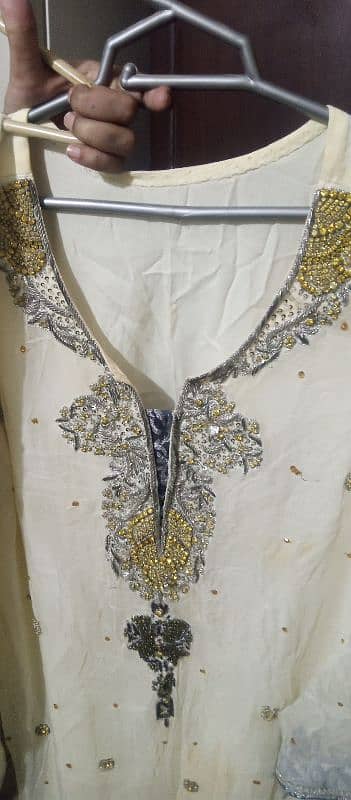 bridal lehnga and kaam walay suits available on best prices. 14