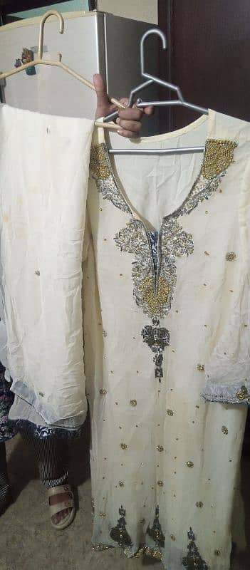 bridal lehnga and kaam walay suits available on best prices. 15