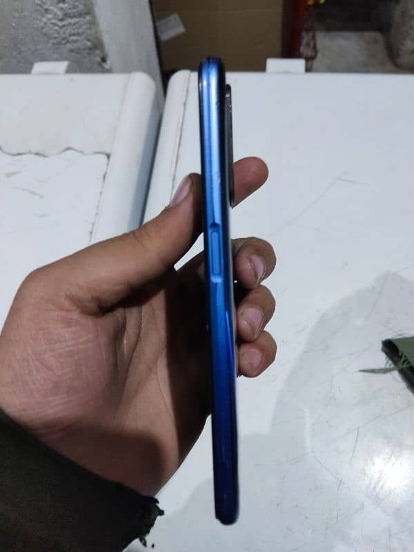 realme 6  8/256 1