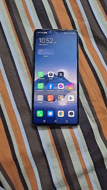 Tecno camon 20 pro 8/256 0