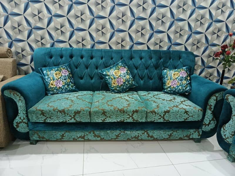 9 seater sofa set with curtain 3