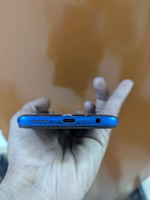 Realme 6i 3