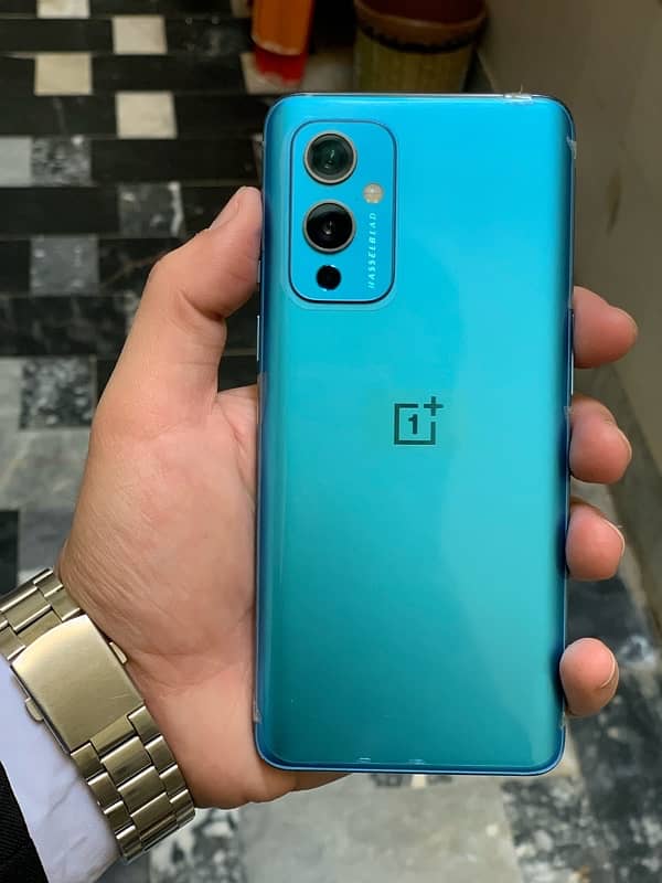 oneplus 9 line in panel but fingerprints nd All original working 1