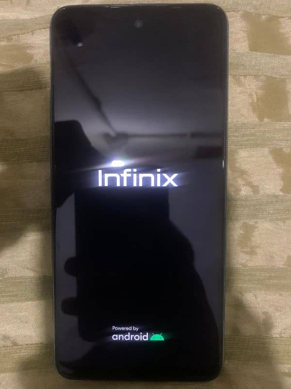 Infinix Hot 40i 16 Ram/ 128 GB storage 0