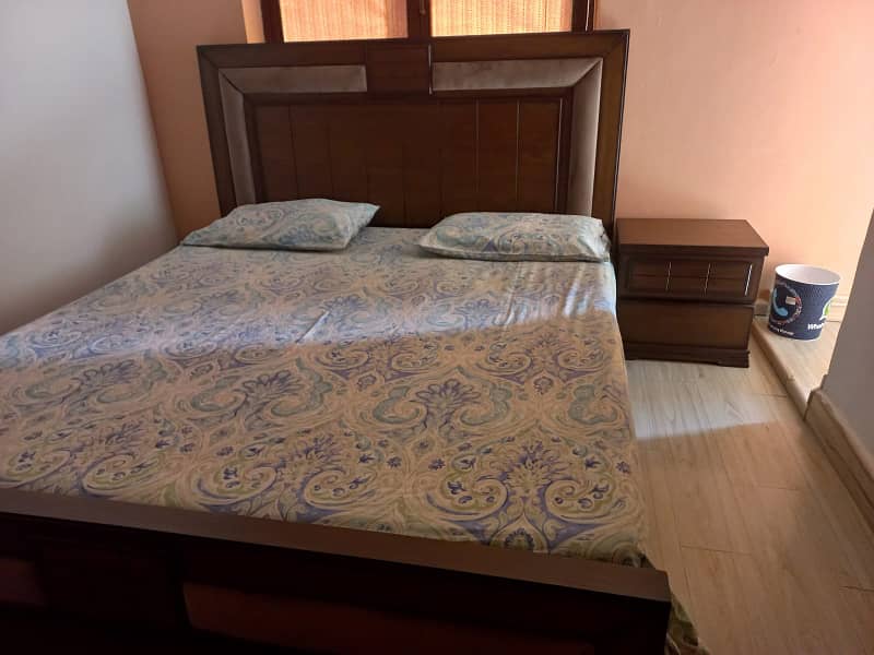 F-11: Semi-Furnished Spacious Room, Attached Bathroom, Balcony, Shared Kitchen, Calm Environment, Single Student Or Working Single Male Preferred, Rent Rs 35,000/-. 7