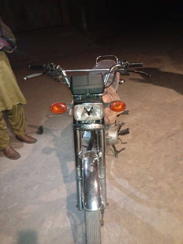 03173778109 honda 125 2018 model hydrabad nambar new condition 2