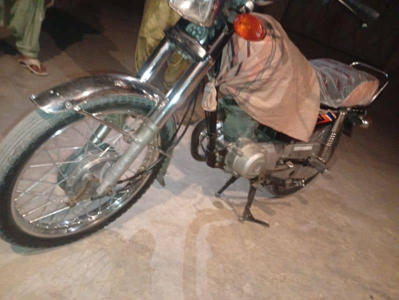 03173778109 honda 125 2018 model hydrabad nambar new condition 3