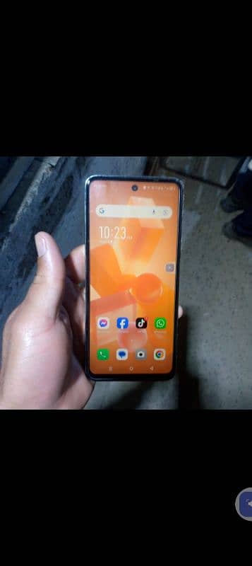 infinix hot 40i 3