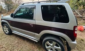 Mitsubishi Pajero Mini 2010