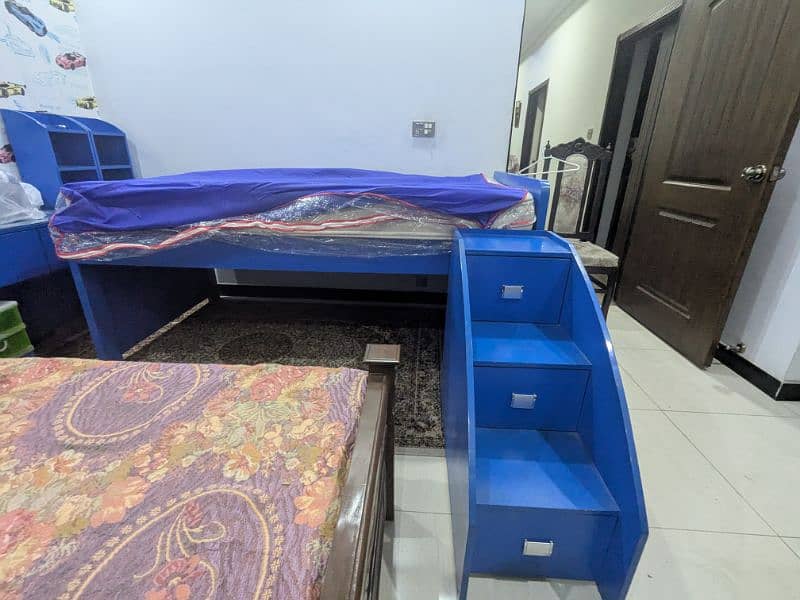 Unused Furniture one Queen bed for girls and single bed for boys. 3