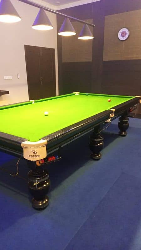 sale for snooker table 0