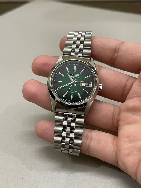 seiko 5 green dial 2