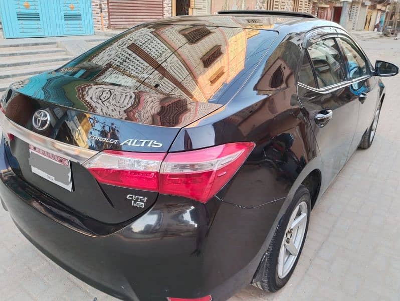 Toyota Corolla Altis 2016 4