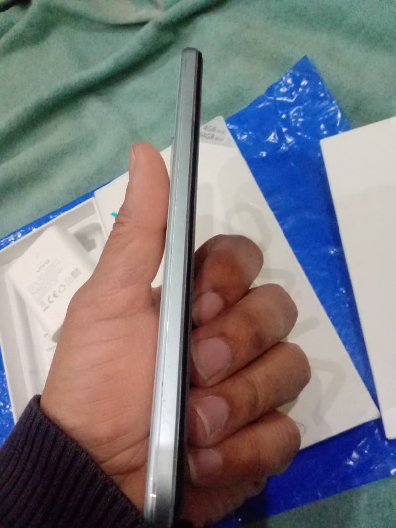 Vivo Y21 in geniun condition just like new 6