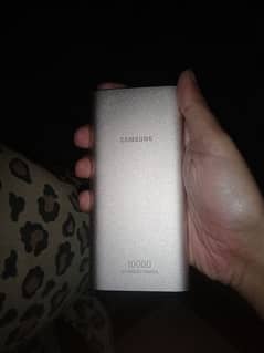 Samsung power bank with Box new some days use