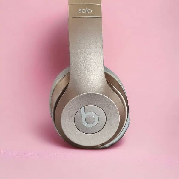 Beats solo 2 headphone 2