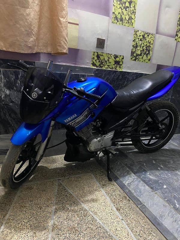 Yamaha Ybr 2015 contact 03076878792 1