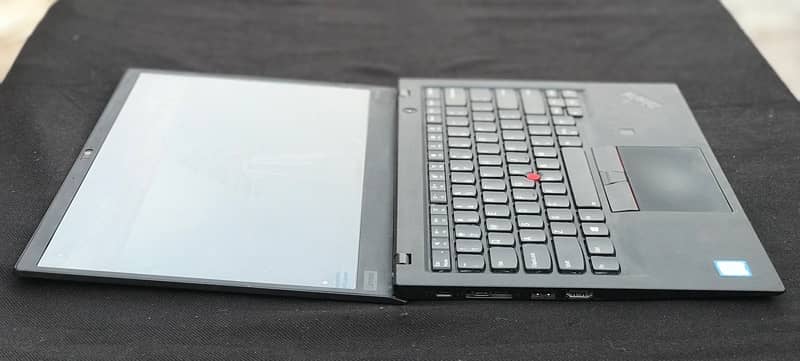 Lenovo Thinkpad X1 Carbon i5-8th gen 7