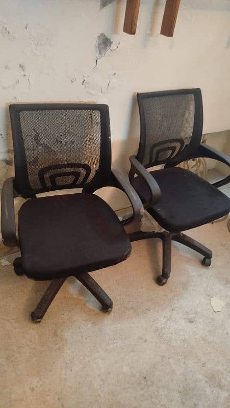 cluster,chairs,tables are available for sale 3