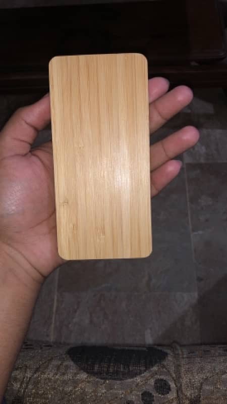 Bamboo power bank | 10000 mah | Fast wireless charging 2