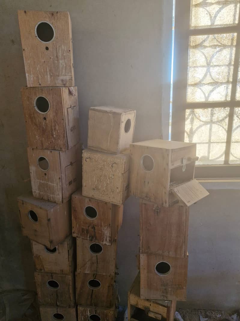 kikar wood boxes,normal boxes and on small box at different rate 0