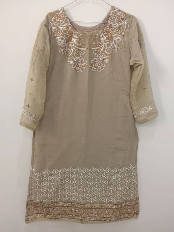 Fully embroidered Front and Back stitched 3 piece 0