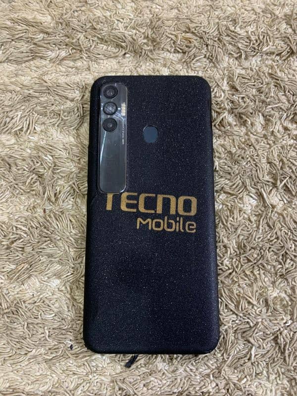 Techno Spark 7 pro 4/64 PTA approved Good condition & Betry  for sale 2