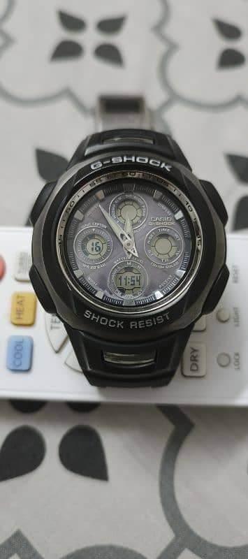 gshock with chain 0