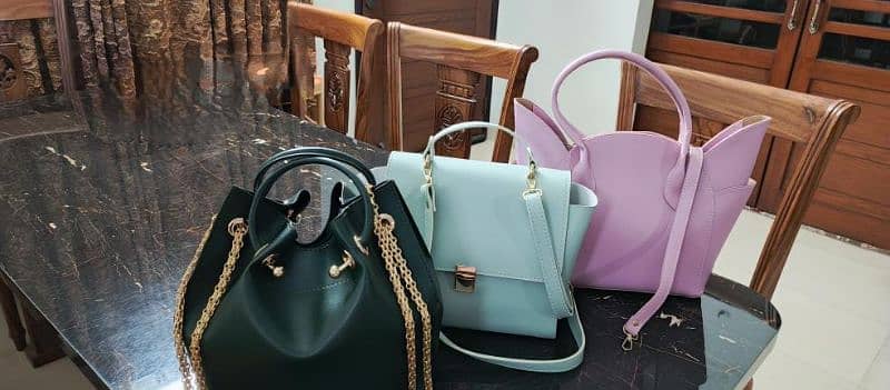 A-store handbags (total amount 3) 17