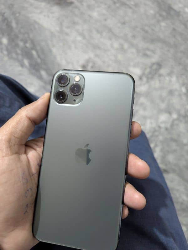 iPhone 11 Pro Max 256 GB PTA Approved 10