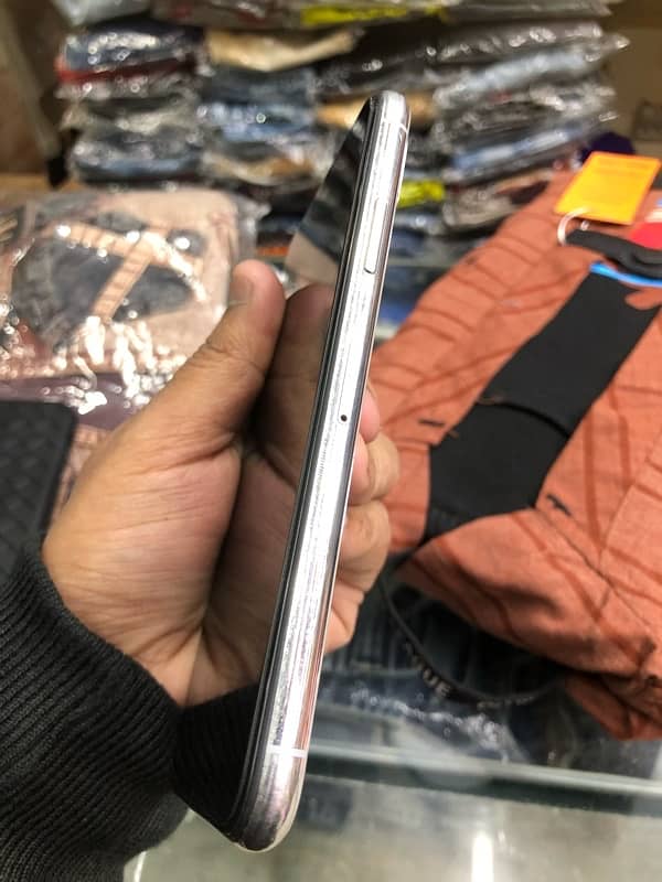 i phone xs 256 gb pta approved 3