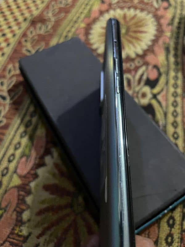 OPPO Reno 6 with BOX 2