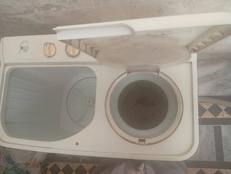 Haier twin tub washing machine 0